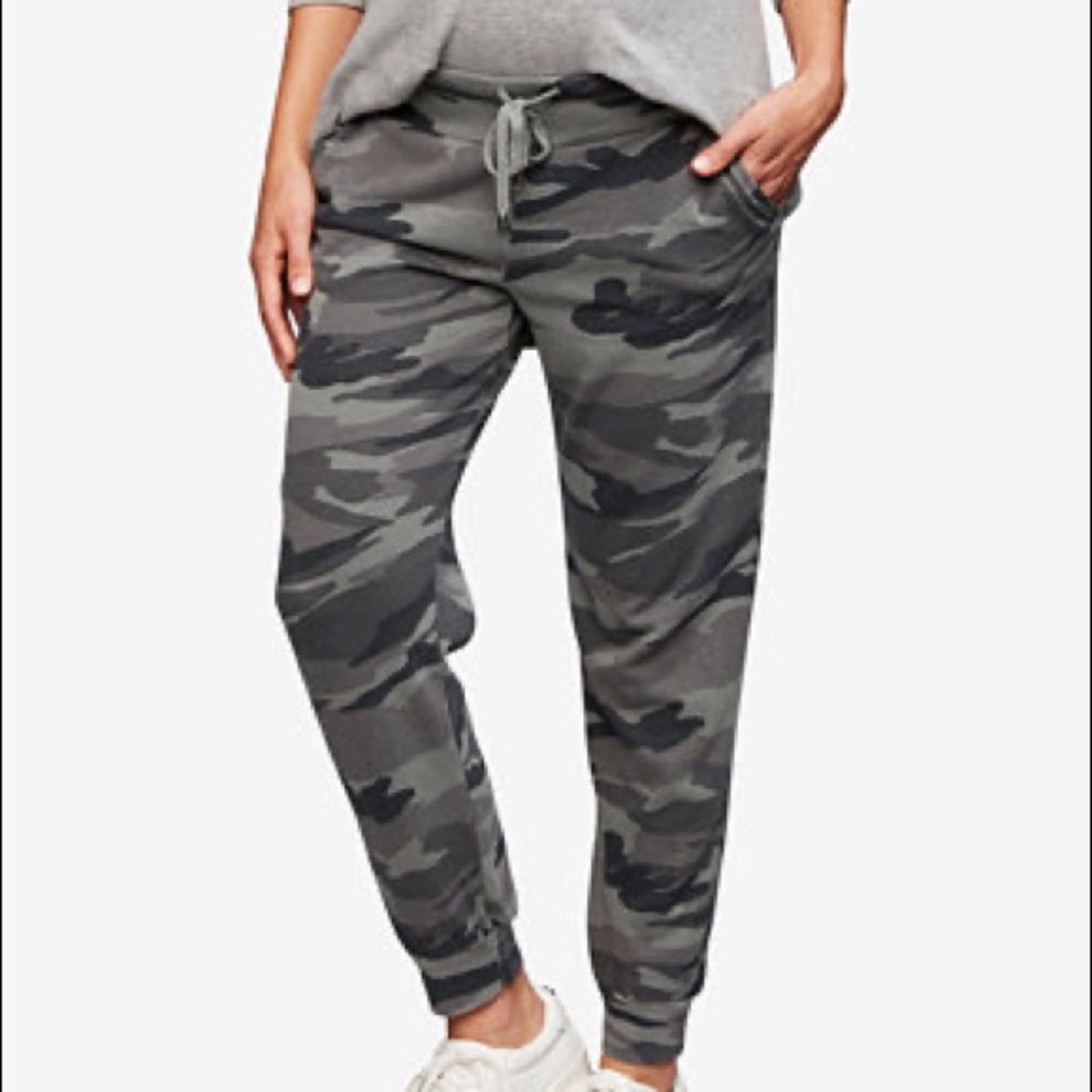 Splendid Maternity Camouflage Jogger Pants - L